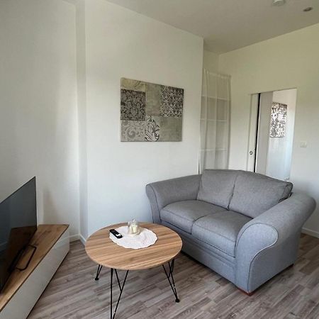 Le Compiegnois Apartment Compiegne Bagian luar foto