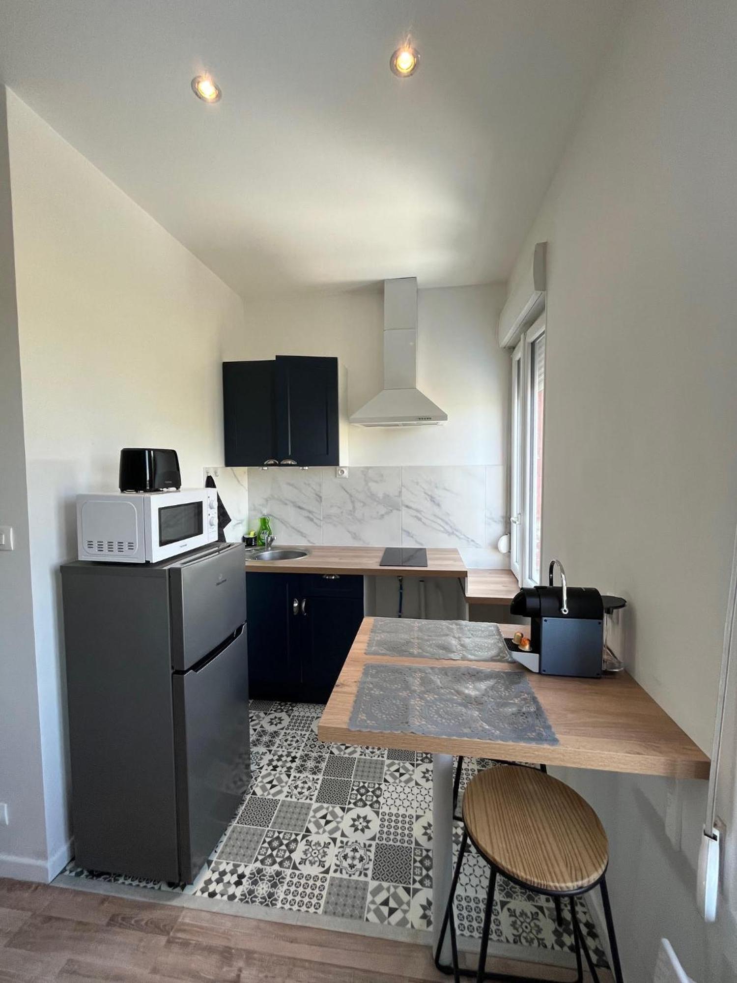 Le Compiegnois Apartment Compiegne Bagian luar foto